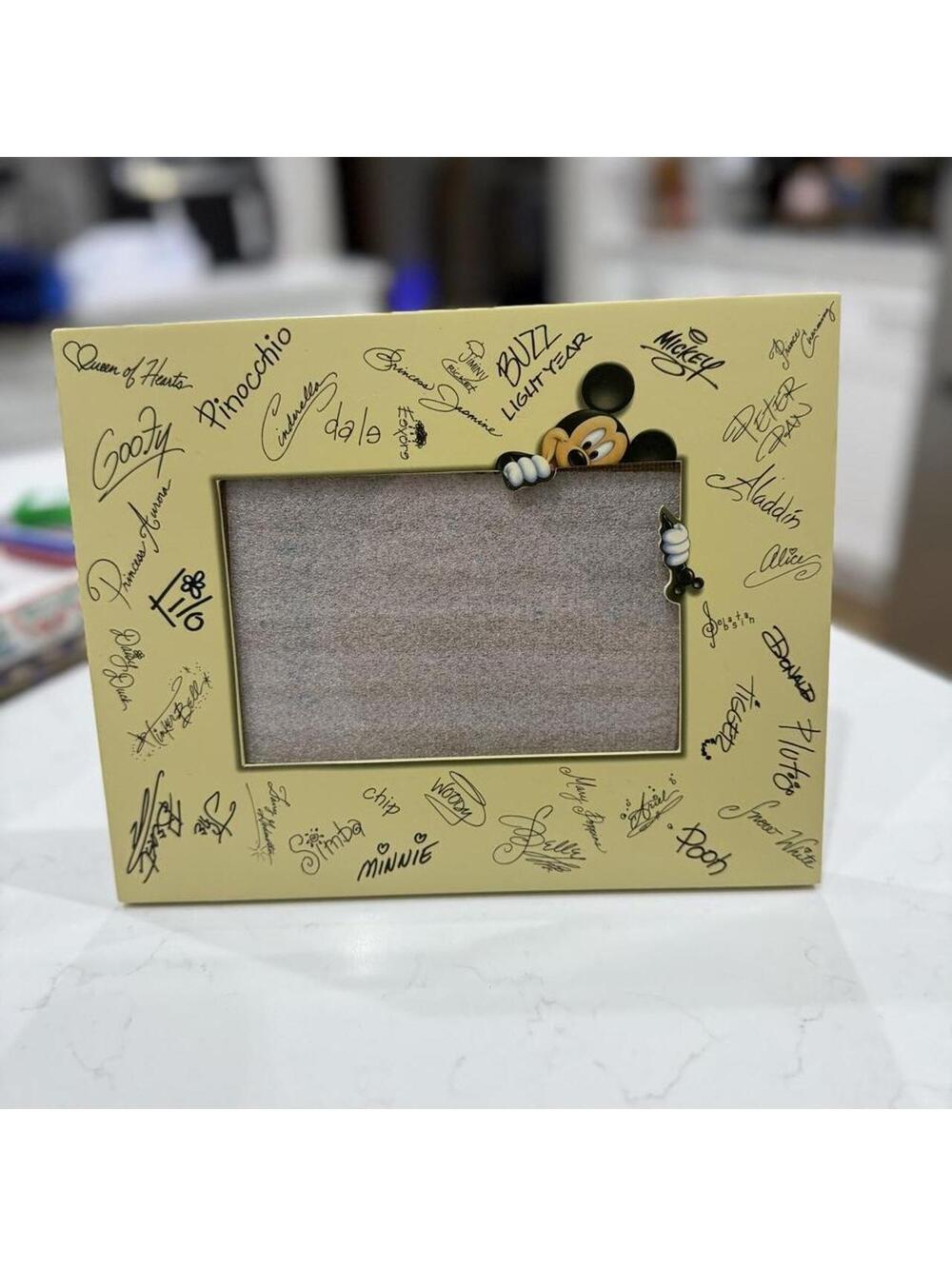 Disney Parks Character Signature 4x6 Photo Frame